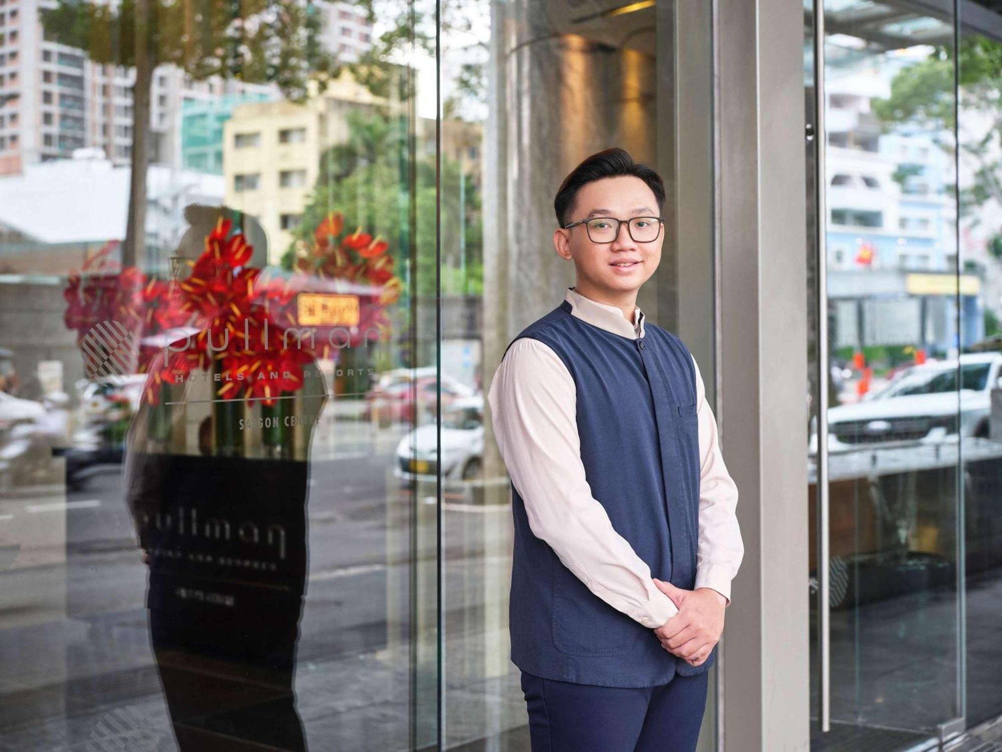 Pullman Saigon Centre Hotel Ho Chi Minh City Exterior photo
